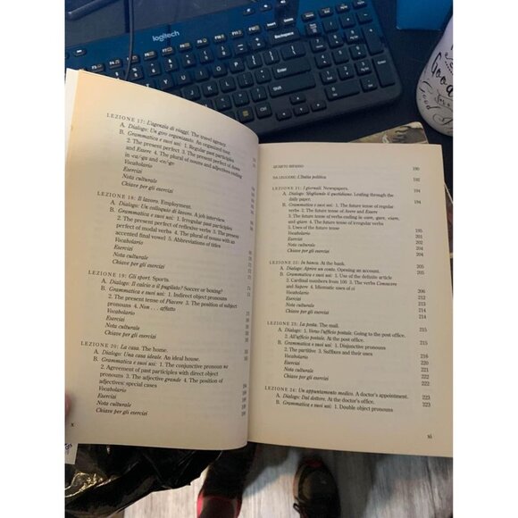 Ultimate Italian Lesson Book and Reference Guide Basic Intermediate Paperback Bo - Picture 9 of 10